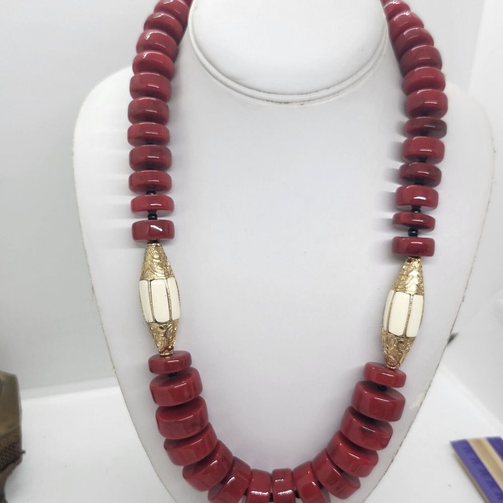 Princess Amanda Borghese Faux Red Coral Necklace